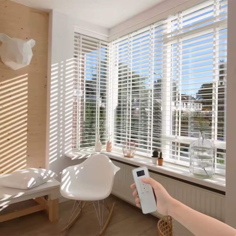 imgi_48_HTB1zJzIxaSWBuNjSsrbq6y0mVXa0.jpg_960x960q80 Custom Made Indoor Motorised White Wooden Venetian Blinds - Image 1